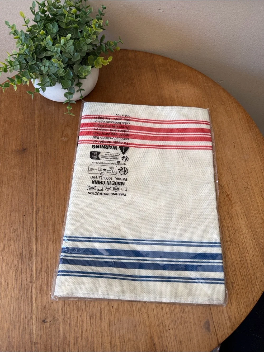 Striped USA table runner - Red & Navy Stripe